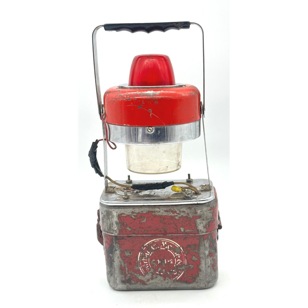 Vintage Fairbanks Morse Co Railroad Signal Lantern Model 10439 Red Utility Light